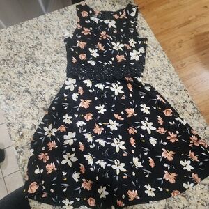 EUC owin Floral Dress
